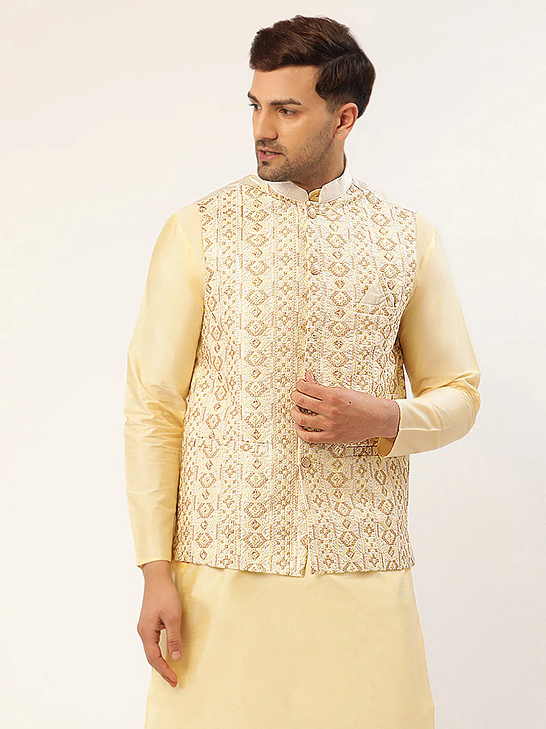 Men White & Gold Embroidered Woven Nehru Jacket( JOWC 4038 White )