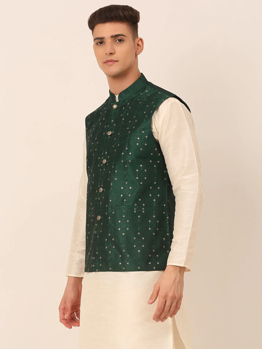 Men Green Embroidered Woven Nehru Jackets ( JOWC 4044 Green )