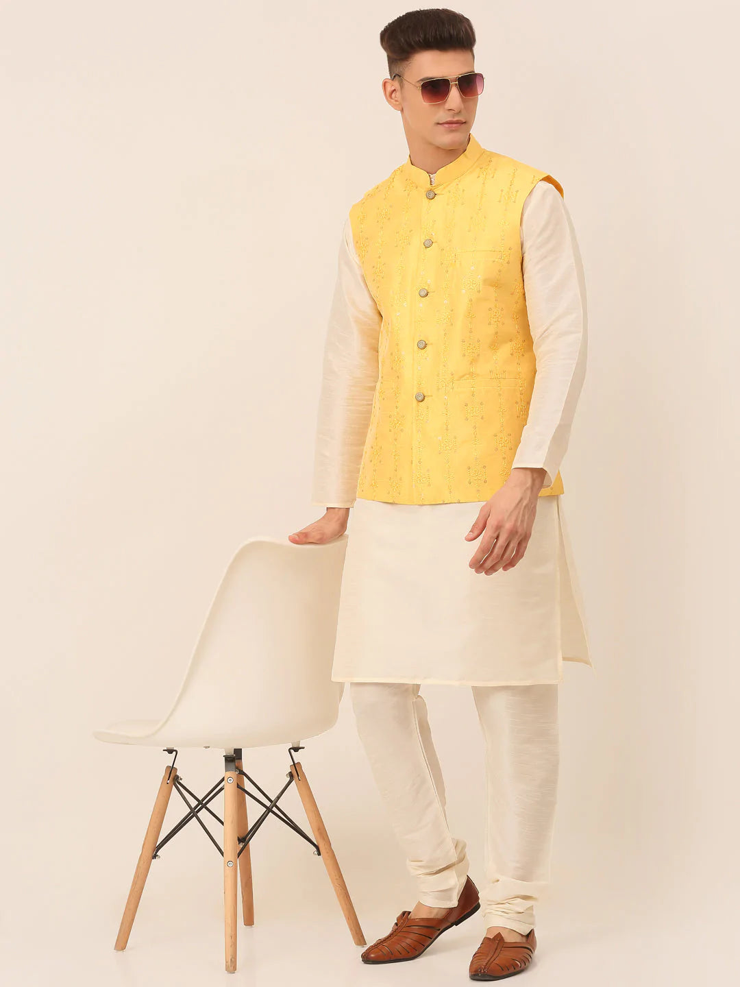 Men Yellow Embroidered Woven Nehru Jackets ( JOWC 4044 Yellow )