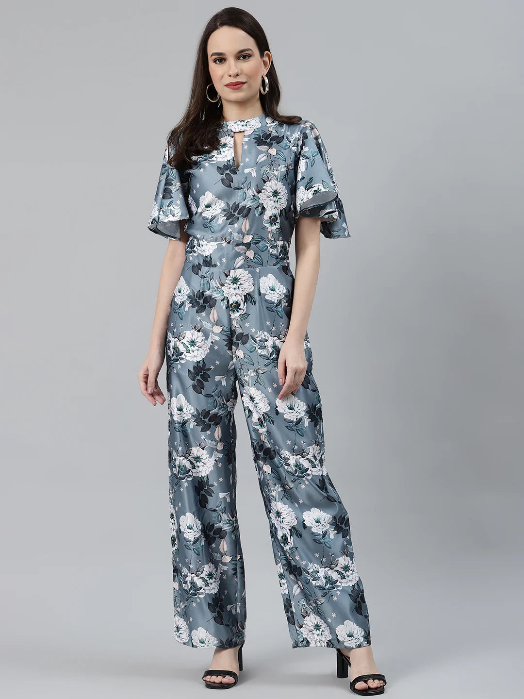 Jompers Women Grey & Off-White Printed Keyhole Neck Flared Sleeves Basic Jumpsuit ( JUP 8014 Grey )