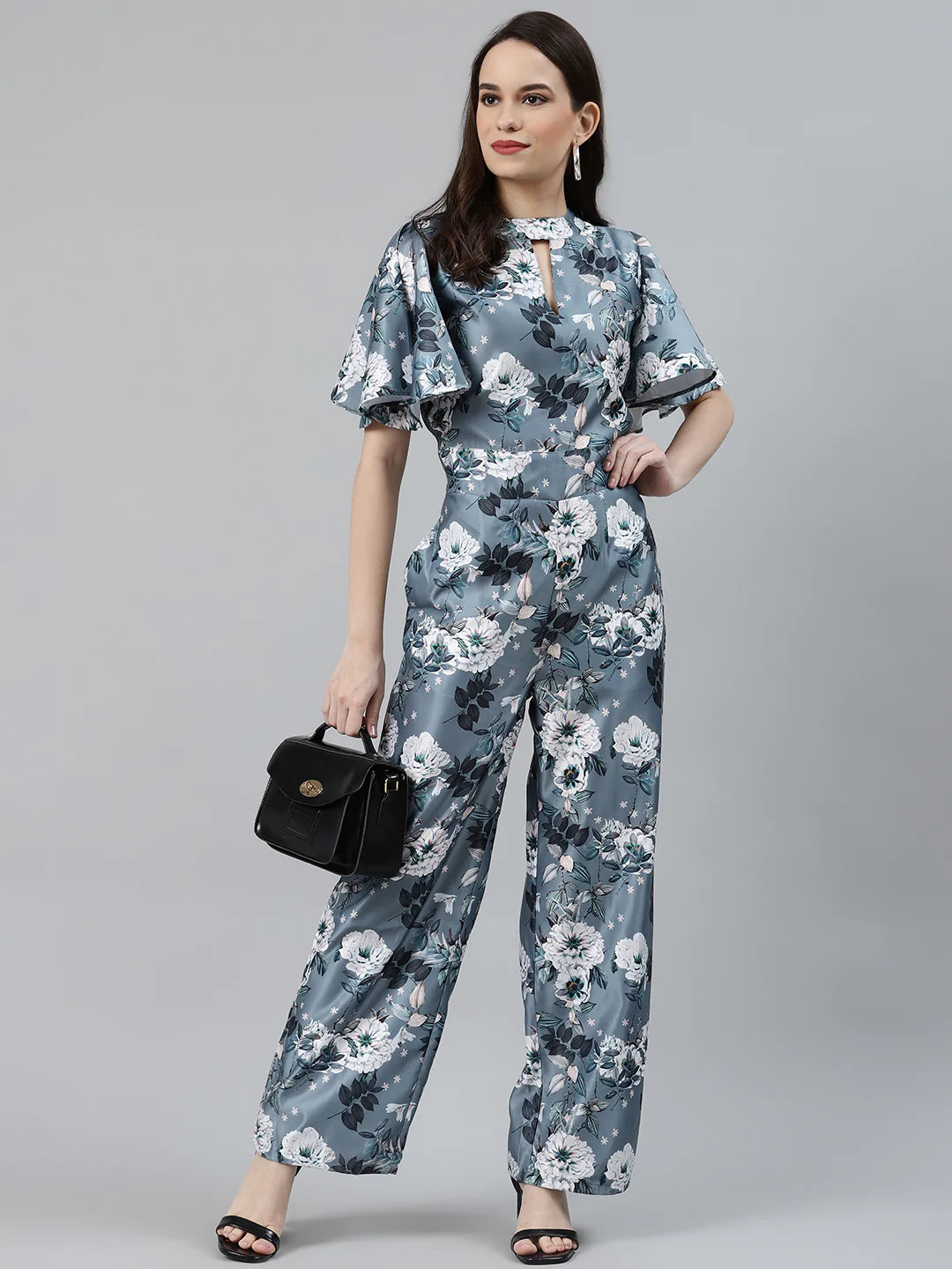 Jompers Women Grey & Off-White Printed Keyhole Neck Flared Sleeves Basic Jumpsuit ( JUP 8014 Grey )
