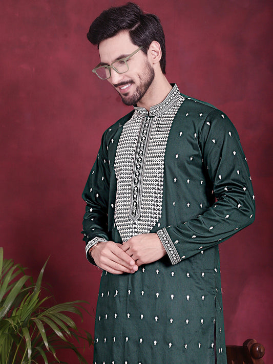 Men's Sequins Embroidered Kurtas. ( KO 5019 Olive )