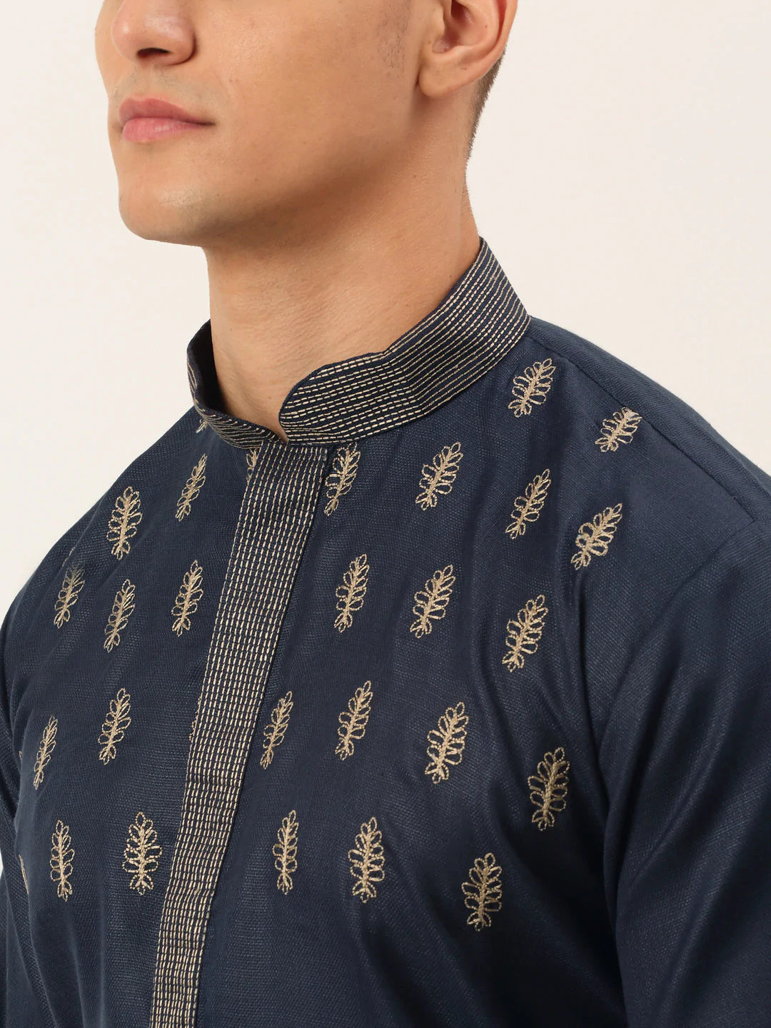 Men's Cotton Embroidered Kurtas ( KO 656 Navy )