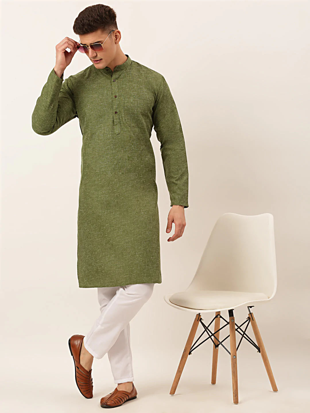 Men's Cotton Solid Kurtas ( KO 657 Olive )