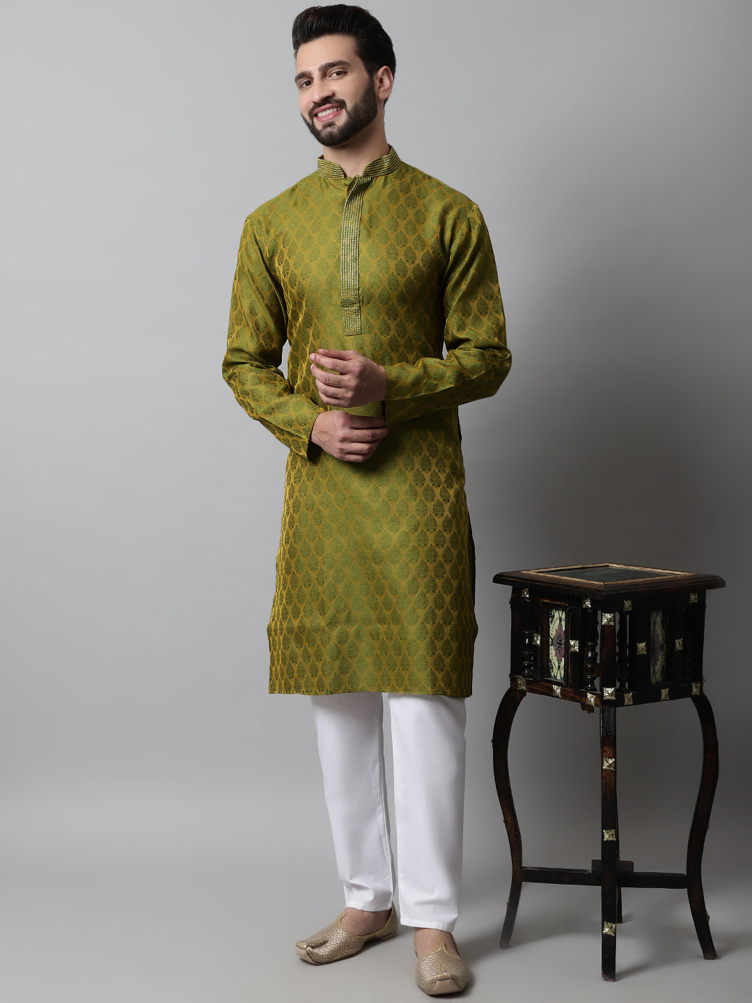 Men Olive Green and White Woven Design Kurtas ( KO 663Olive )