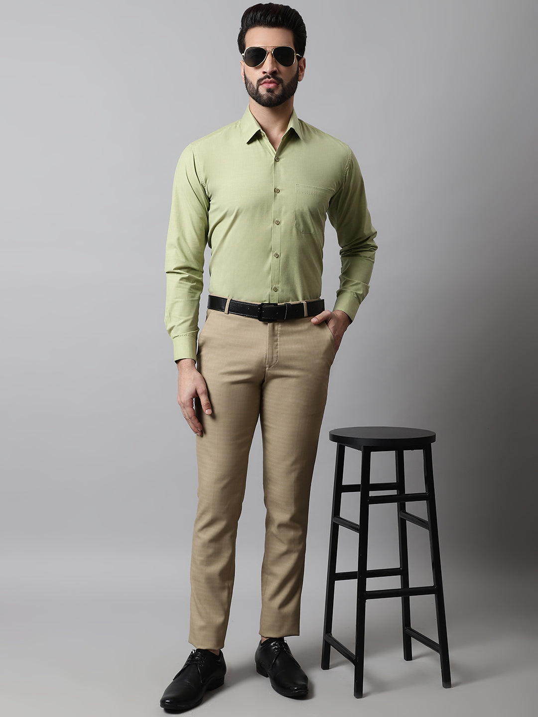Men Pista Green Classic Slim Fit Solid Formal Shirt ( SF 867Pista )